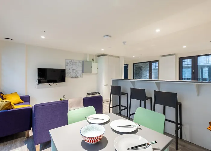 Yugo Brewers Close * דבלין